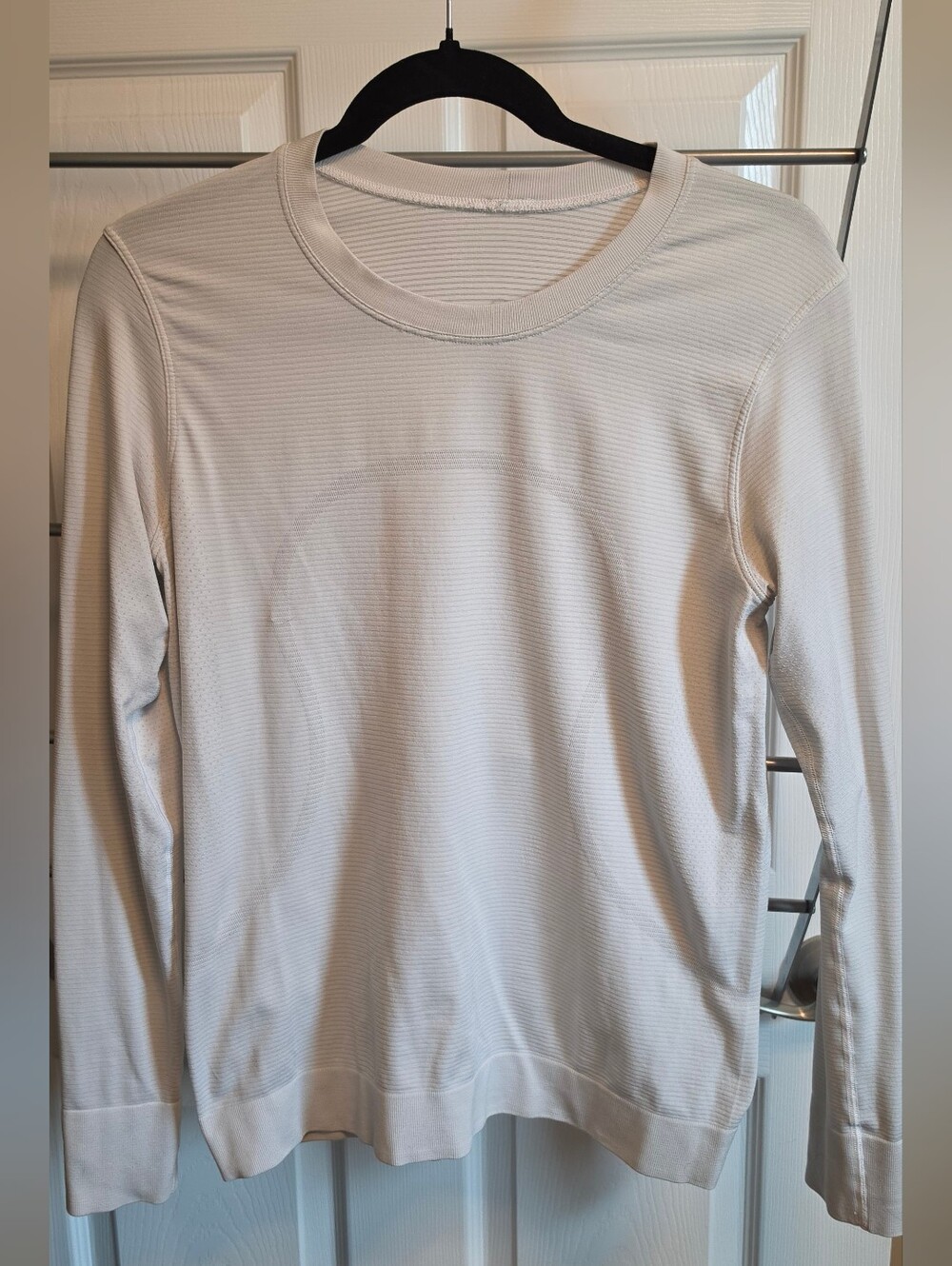 lululemon athletica Long Sleeve White Swiftly - Picture 2 of 4